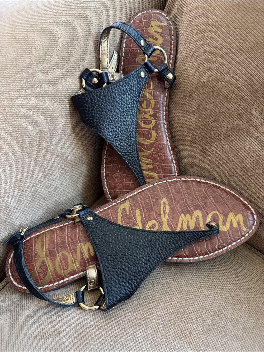 Sam Edelman Black Leather T-Strap Thong Sandals with Gold Hardware